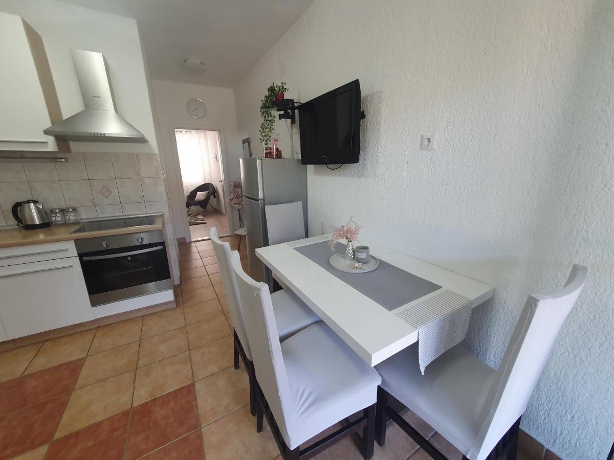 Apartman Mare Šibenik Exterior foto